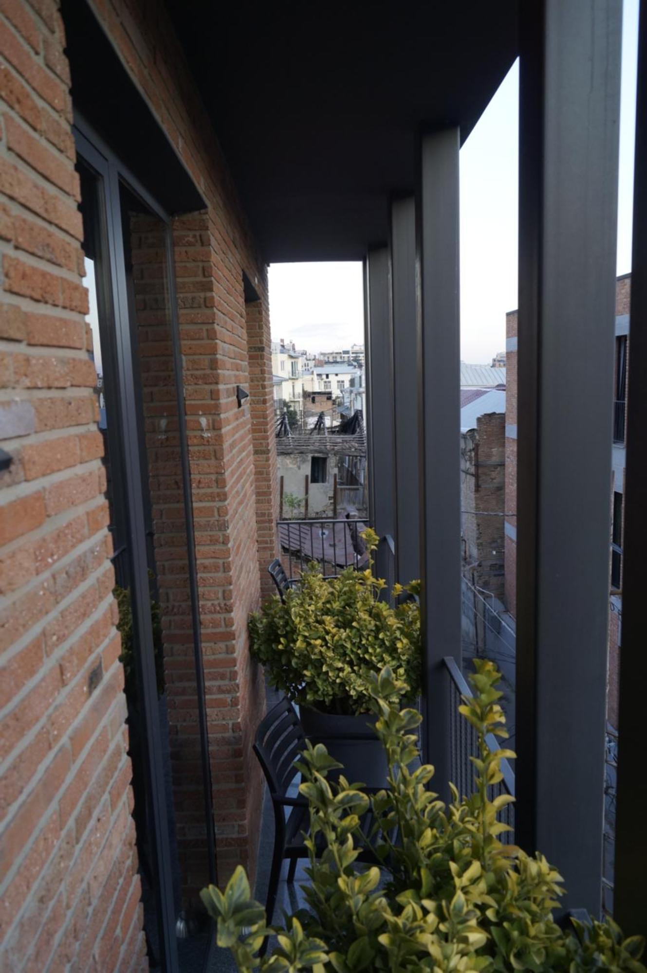 Hotel Tuta Tbilisi Exteriör bild